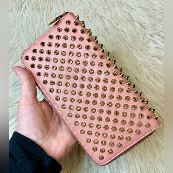 SOLD🔥Authentic CHRISTIAN LOUBOUTIN Panettone spike Zip around wallet - Picture 3 of 15